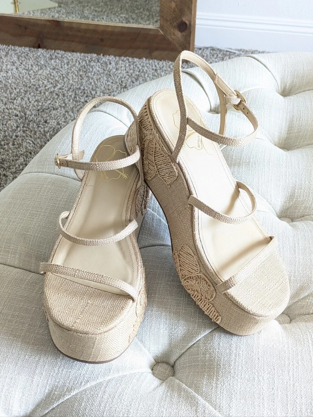Larroude stylish beige